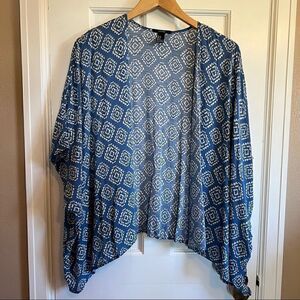 Forever 21 patterned blue cardigan